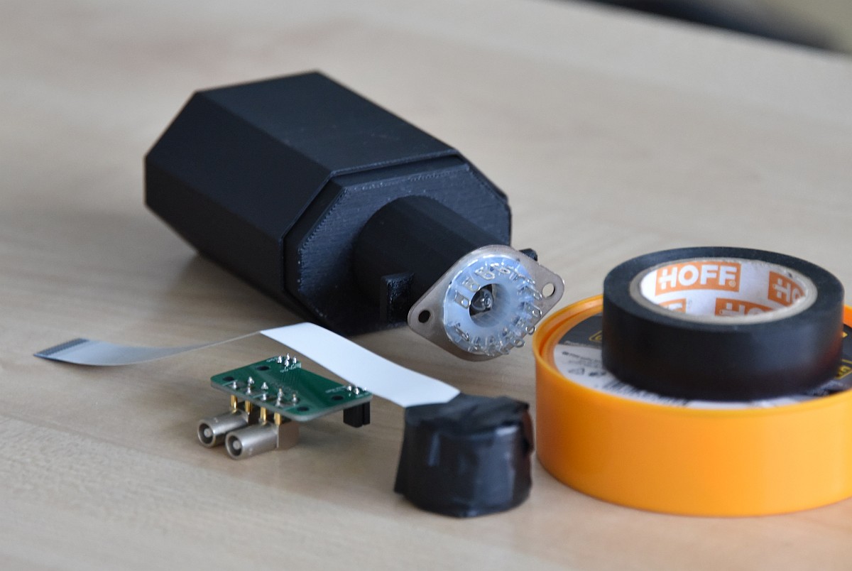 Detectors assembly